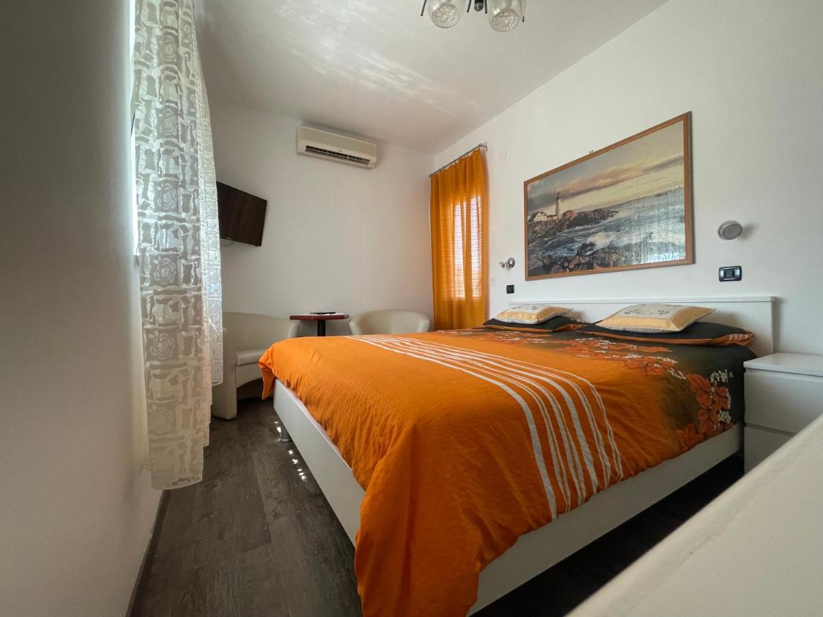 Ferienwohnung App. Marjeta Umag Exterior foto